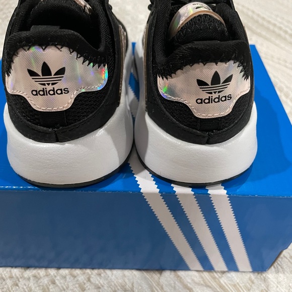 Toddler Adidas Sneakers - Picture 3 of 6